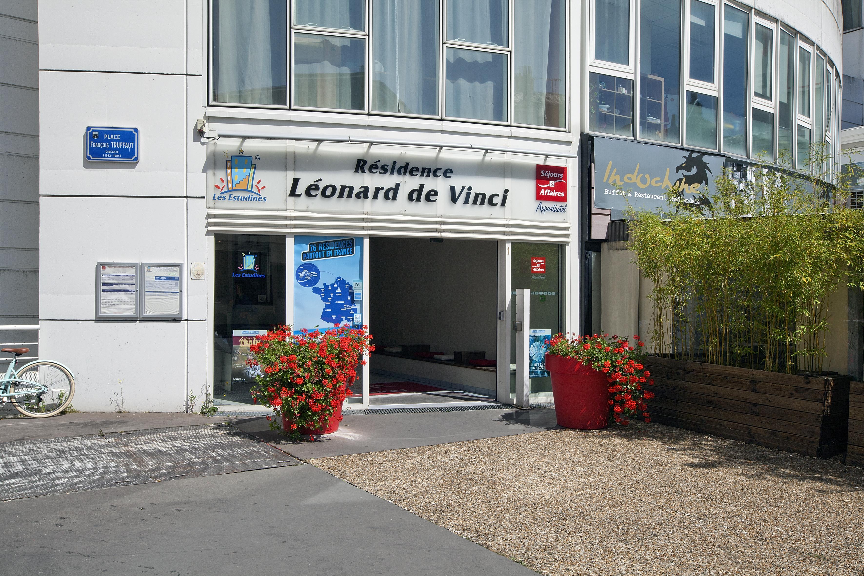 Aparthotel Sejours & Affaires Tours Leonard De Vinci Exterior foto